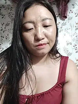 zhen-zo stripchat live cam model