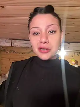 tin4aa0 stripchat live cam model