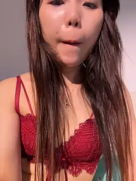 xiaoyizi20261 stripchat live cam model