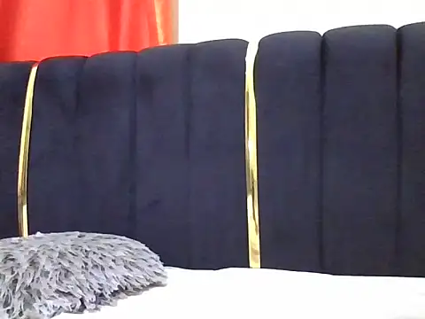 Prety_petty stripchat live cam model