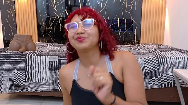 SamanthaFox_8 stripchat live cam model