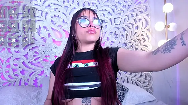 Little_natty_ stripchat live cam model