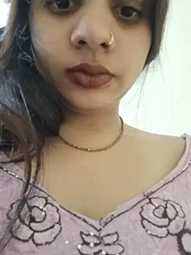 Kittu_Rani25 stripchat live cam model