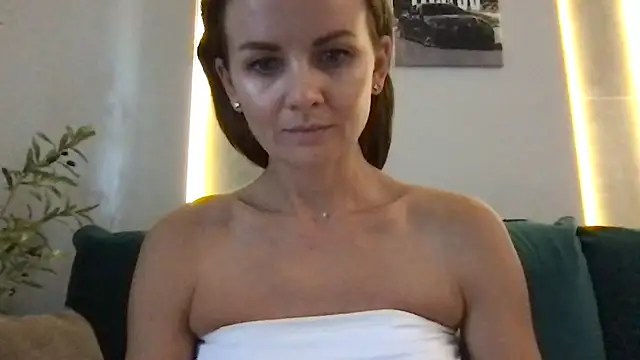 Nivrell stripchat live cam model