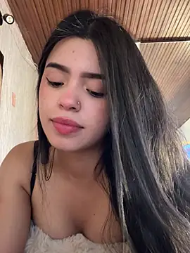 LunaMoore_Pink stripchat live cam model