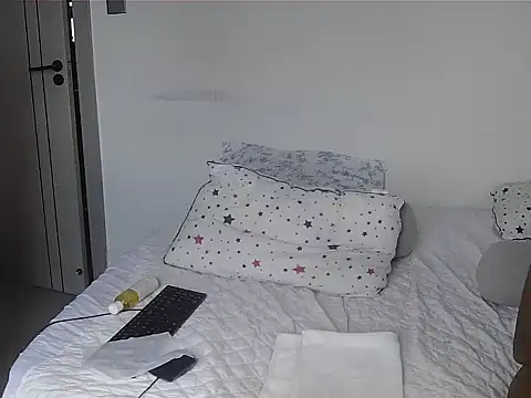 spicy_candy12 stripchat live cam model