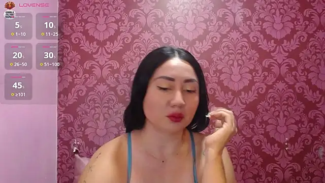 juliana_diaz stripchat live cam model