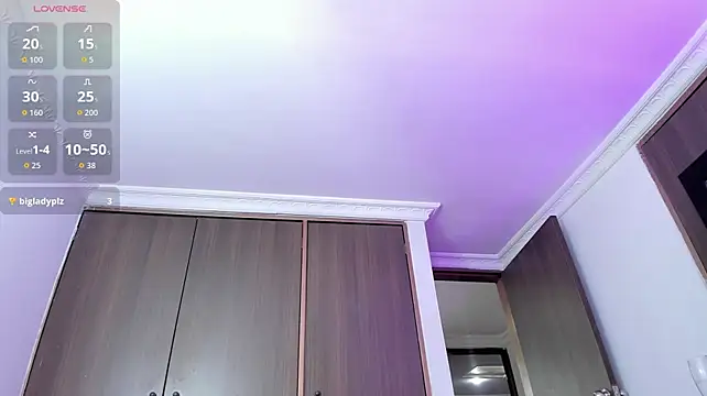 hott_mature stripchat live cam model