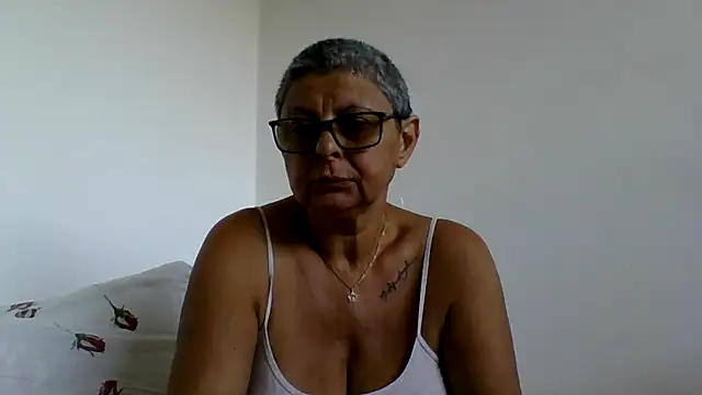 roseblak42 stripchat live cam model