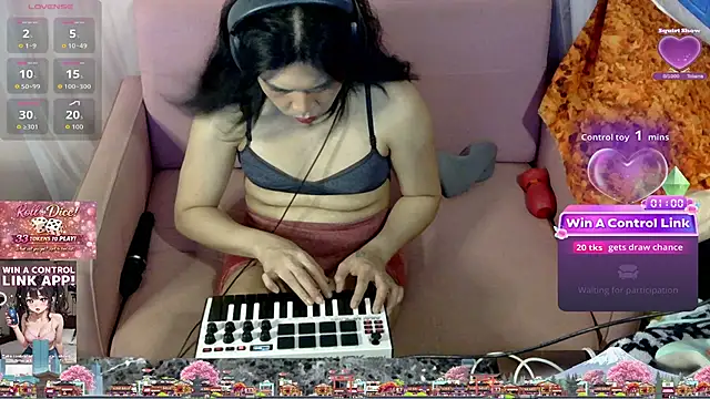 tashakaixxx stripchat live cam model