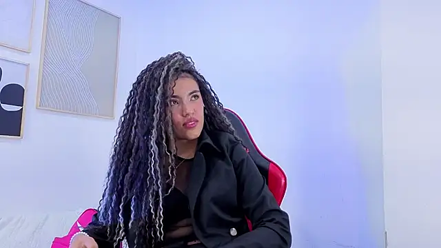 _lili_rose_ stripchat live cam model