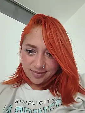 Mariana-94 stripchat live cam model