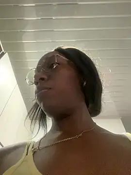 GaiaFiore stripchat live cam model