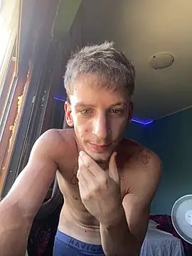 Leonardo0606 stripchat live cam model