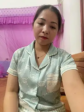Phiea-nc94 stripchat live cam model