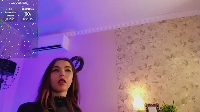 Luxe_Lina stripchat live cam model