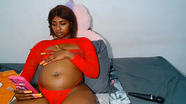 Ta_loar stripchat live cam model