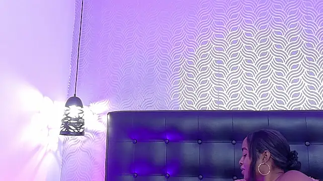 NaiaraMasson_ stripchat live cam model