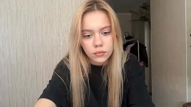Glamorforyou stripchat live cam model