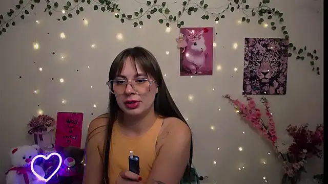 Amanda_Bright_ stripchat live cam model