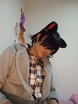NekoboiPetiole stripchat live cam model