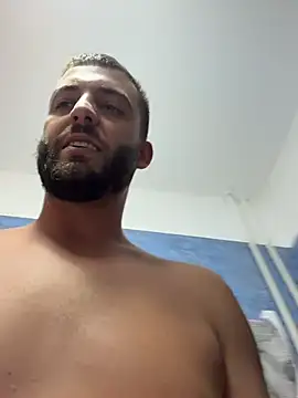 Pablo_Hornyguy95 stripchat live cam model