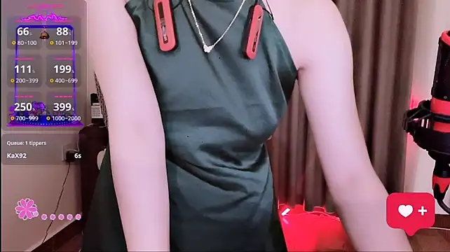 Bun-Chuche stripchat live cam model