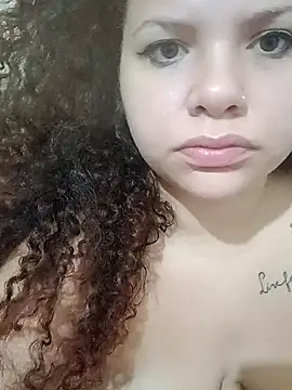 RobertaRabao021 stripchat live cam model