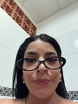ArieliciousXXX stripchat live cam model