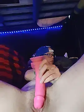 androxkade stripchat live cam model