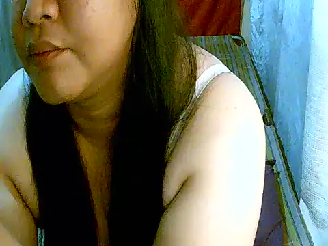 strip_berry stripchat live cam model