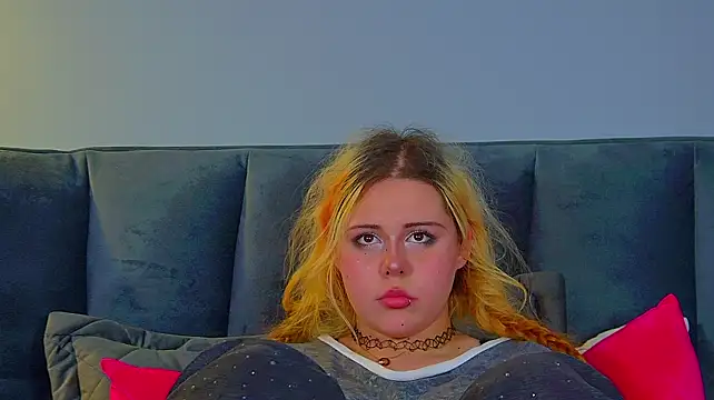 NatalieNorths stripchat live cam model