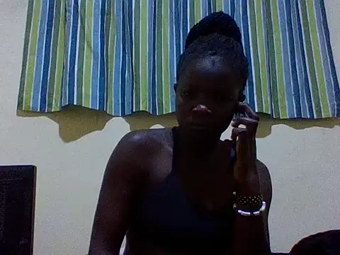 FINE-MELANY stripchat live cam model