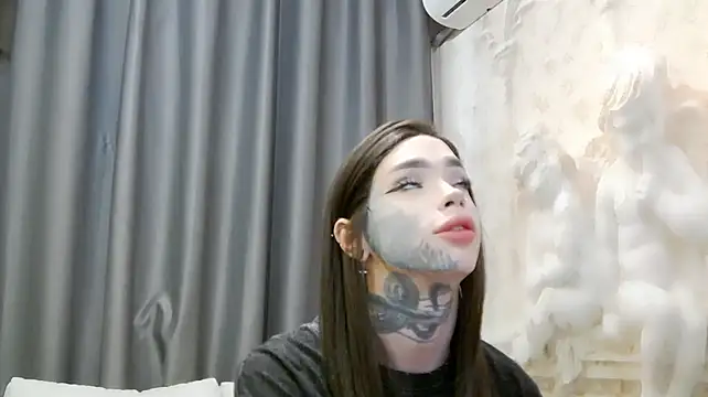 Tanya_M stripchat live cam model