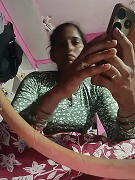 Pooja_shre stripchat live cam model