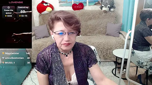 hot_woman04 stripchat live cam model