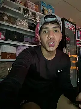 Alejandrososas stripchat live cam model