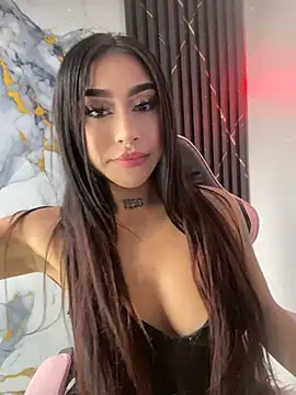 Nathasha_Diaz stripchat live cam model