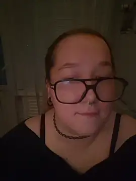 FionaDior stripchat live cam model