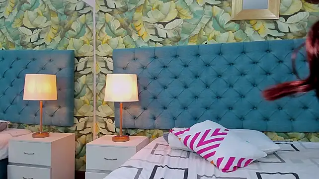 AnngelicMiller stripchat live cam model