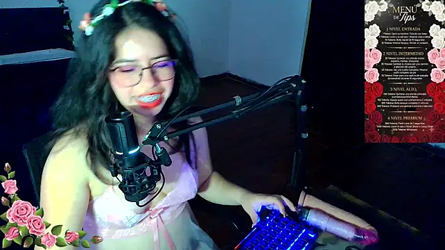 Emmily_Tulip stripchat live cam model