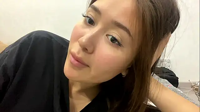 Mitsuki_Sutemi stripchat live cam model