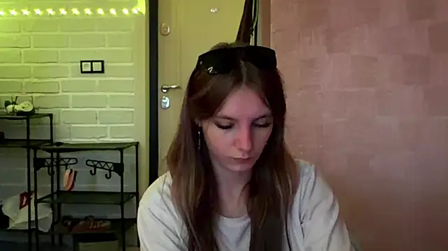 CeriseMaalox stripchat live cam model