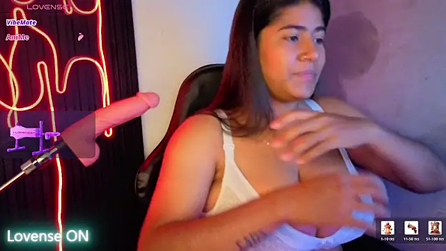 Rubi_boobs_ stripchat live cam model