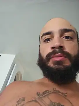 Bustinnuts69 stripchat live cam model