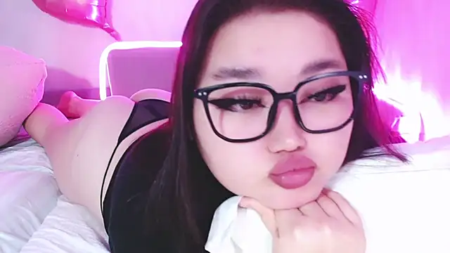 yourmermaidd stripchat live cam model
