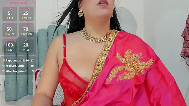 IndraKaur_ stripchat live cam model