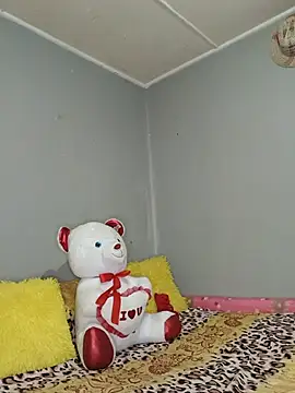 BubblyBeautiful stripchat live cam model