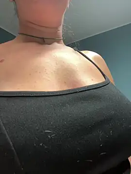 ladynoire19 stripchat live cam model