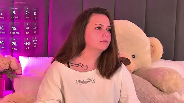 MireyaLin stripchat live cam model